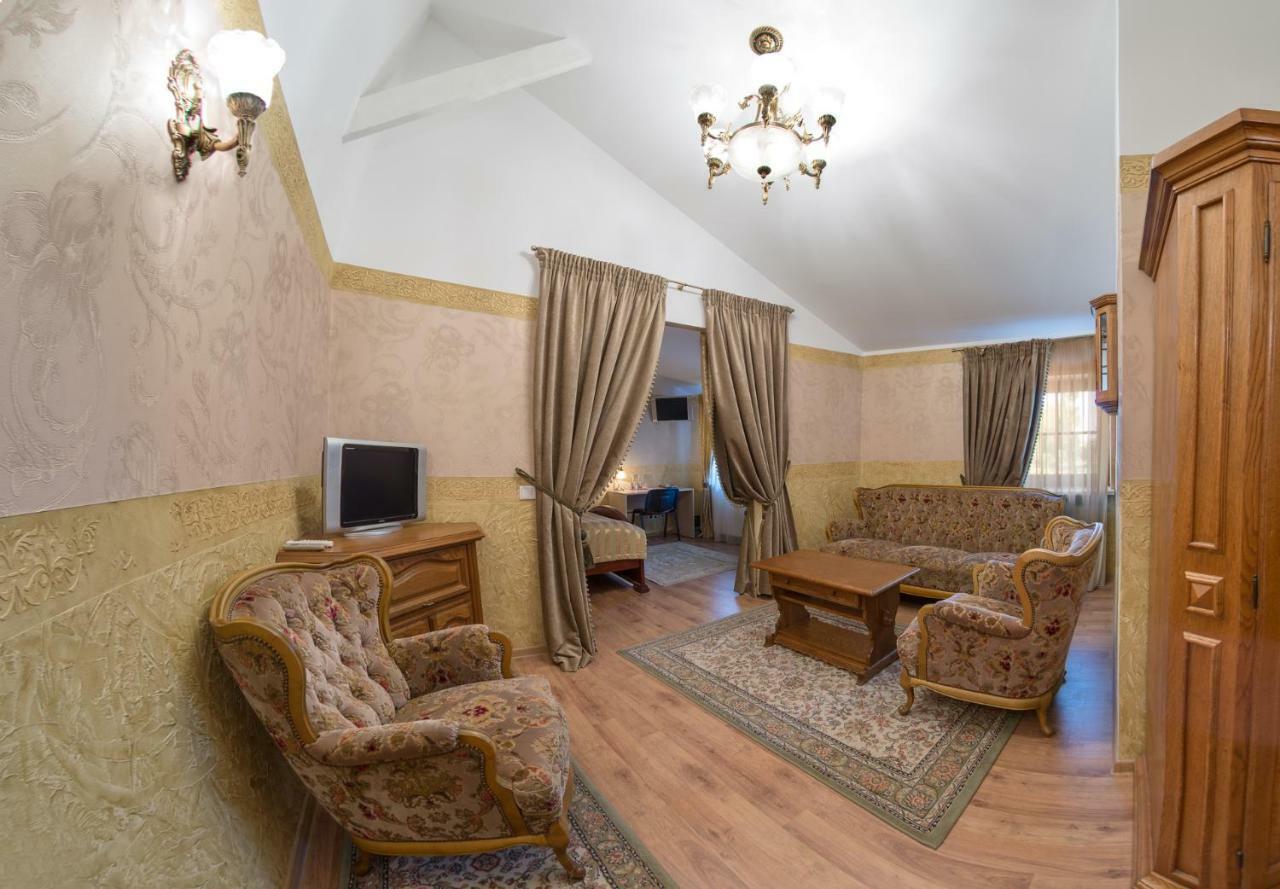Hotel - Bar Grafaite Šiauliai Eksteriør billede